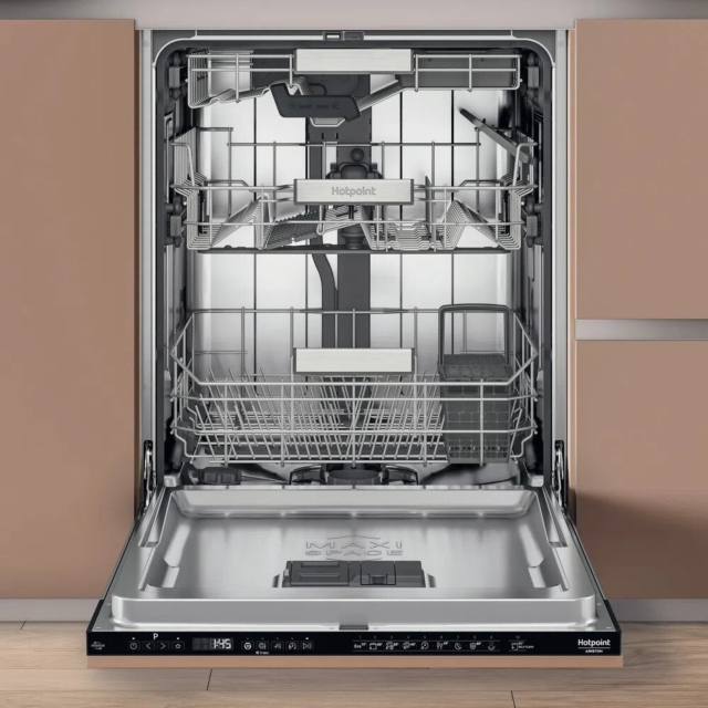 Hotpoint H8I HP42 L UK H8IHP42LUK Built In Dishwasher - 14 Place Settings