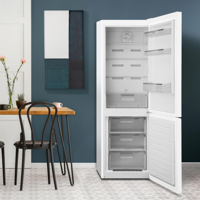 Montpellier MNF1860W 59.5cm 60/40 Frost Free Fridge Freezer - White