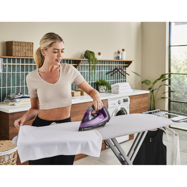 Morphy Richards 303140 Turbosteam 2800W Steam Iron - Purple