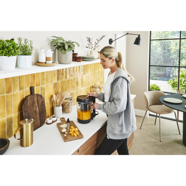 Morphy Richards 501050 Clarity Soup Maker - 1.6L Glass Jug
