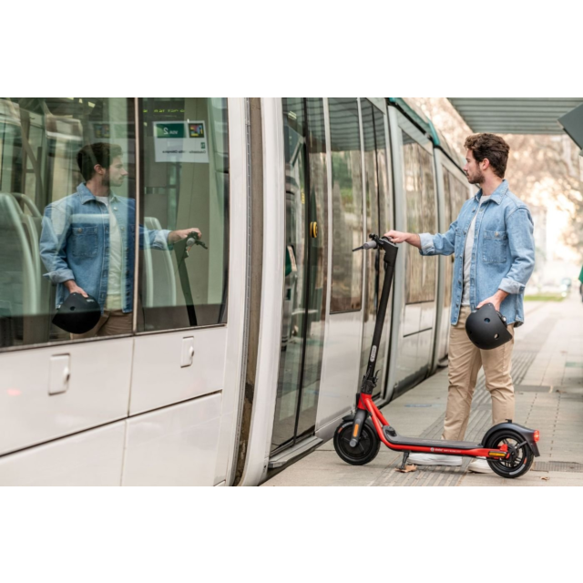Ninebot D18E Kickscooter - Orange