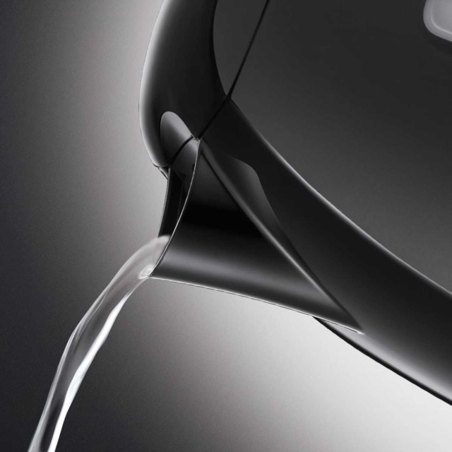 Russell Hobbs 21271 Textures Rapid Boil Cordless Kettle in Black