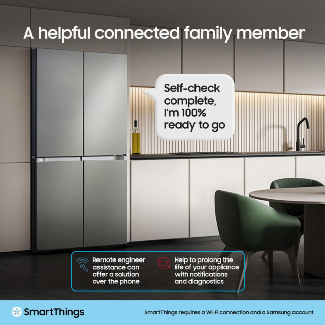 Samsung RS70F65KETEU 91.2cm Silver Fridge Freezer
